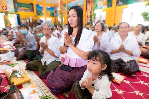 ภาพ No.98955:พิธีทอดกฐินสามัคคีทั่วไทย 5,000 วัด  ณ วัดกันทรอมอุดม อ.ขุนหาญ จ.ศรีสะเกษ วันที่ 26 พฤศจิกายน พ.ศ. 2566