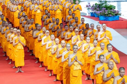 ภาพ No.153173:พิธีมุทิตาสักการะ พระภิกษุ-สามเณร ผู้สอบไล่ได้เปรียญธรรม ประโยค 1-2 ถึงประโยค ป.ธ.9 และบาลีศึกษา ประโยค1-2 ถึง บ.ศ.9 , พิธีมอบดวงแก้วสามเณรผู้ทรงบาลีไวยากรณ์ วัดพระธรรมกาย และ ศูนย์ส่งเสริมศีลธรรมในประเทศและต่างประเทศ วันอาทิตย์ที่ 8 กันยายน พ.ศ.2567