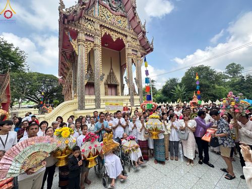 ภาพ No.163255:โครงการกฐินสามัคคีทั่วไทย 30,000 วัด บูชาธรรม 80 ปี หลวงพ่อธัมมชโย โดย คณะศิษยานุศิษย์วัดพระธรรมกาย ณ วัดประดิษฐ์ธรรม จ.สระบุรี วันที่ 19 ตุลาคม พ.ศ. 2567