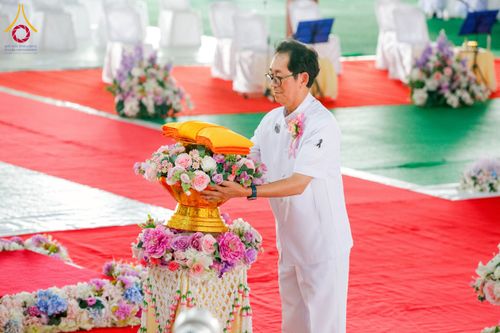 ภาพ No.265976:วันพุธที่ 5 พฤศจิกายน พ.ศ. 2568 (วันพระ ขึ้น 15 ค่ำ เดือน 12) พิธีทอดกฐิน ณ พุทธอุทยานนานาชาติ  อ.โพนพิสิย จ.หนองคาย