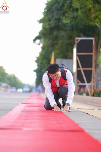 ภาพ No.191381:V.49 สารพัดV สารพัดดี ที่ธรรมยาตรา ในโครงการธรรมยาตรา กตัญญูบูชา มหาปูชนียาจารย์ พระมงคลเทพมุนี(สด จนฺทสโร) พระผู้ปราบมาร อนุสรณ์สถาน 7 แห่ง ปีที่ 13 ระหว่างวันที่ 2-31 มกราคม พ.ศ. 2568