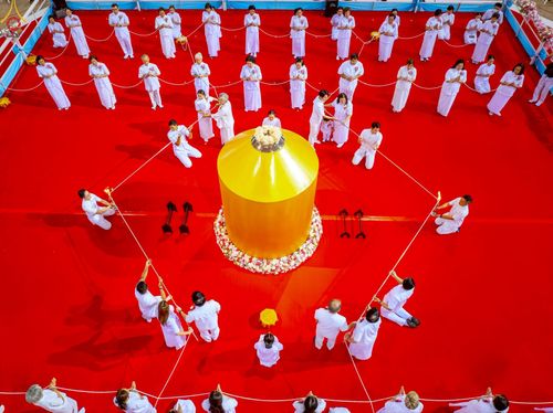 ภาพ No.233935:วันอาทิตย์ที่ 20 กรกฎาคม พ.ศ.2568 พิธีจุดเทียนใจ ไฟนิรันด์ อนันตชัย วัดพระธรรมกาย