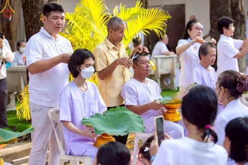 ภาพ No.216665:วันอาทิตย์ที่ 6 เมษายน พ.ศ. 2568 พิธีตัดปอยผม และปลงผมนาคธรรมทายาท โครงการบวชบูชาธรรม81ปี หลวงพ่อธัมมชโย โครงการ 1 และ 2 โครงการนานาชาติ AEC&WAB รุ่น CEO (ผู้บริหาร) รุ่นที่4 ณ หมู่บ้านบรรลุธรรม วัดพระธรรมกาย