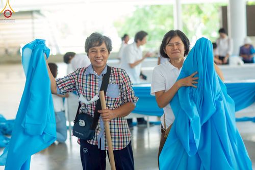 ภาพ No.218599:วันพฤหัสบดีที่ 17 เมษายน พ.ศ. 2568 การเตรียมงานในลานธรรม , สภาธรรมกายสากล , วิหารคด  เพื่องานวันคุ้มครองโลก 22 เมษายน พ.ศ. 2568