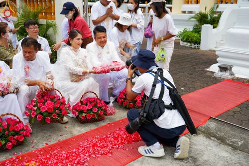 ภาพ No.129981:V.34 เพื่อธรรมเพื่อบางกล่ำ การรับบุญของเจ้าหน้าที่หน่วยงานต่างๆ  เพื่องานธรรมยาตราอัญเชิญพระบรมสารีริกธาตุ ประดิษฐาน ณ มหารัตนเจดีย์สิริปทุมสวรรค์ (เจดีย์อริยพุทธะ 5 พระองค์) ณ ศูนย์ปฏิบัติธรรมภาคใต้ อ.บางกล่ำ จ.สงขลา ระหว่างวันที่ 9-10 มีนาคม พ.ศ. 2567