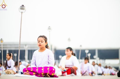 ภาพ No.77171:พิธีจุดมาฆประทีป ในวันมาฆบูชา อาทิตย์ต้นเดือนที่ 6 มีนาคม พ.ศ. 2566 ณ วัดพระธรรมกาย อ.คลองหลวง จ.ปทุมธานี