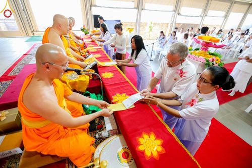ภาพ No.94360:พิธีทอดกฐินสามัคคี วัดพระธรรมกายโจฮันเนสเบิร์ก ประเทศสาธารณรัฐแอฟริกาใต้ ในวันอาทิตย์ที่ 12 พฤศจิกายน พ.ศ. 2566