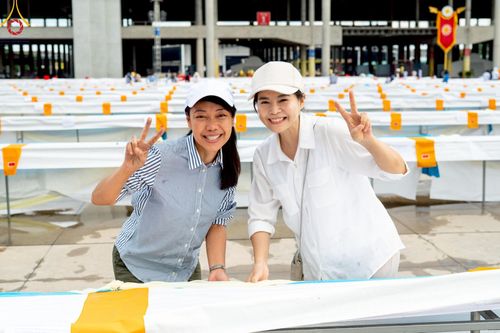 ภาพ No.218760:วันศุกร์ที่ 18 เมษายน พ.ศ. 2568 การเตรียมงานในลานธรรม , พระมหาธรรมกายเจดีย์ เพื่องานวันคุ้มครองโลก 22 เมษายน พ.ศ. 2568