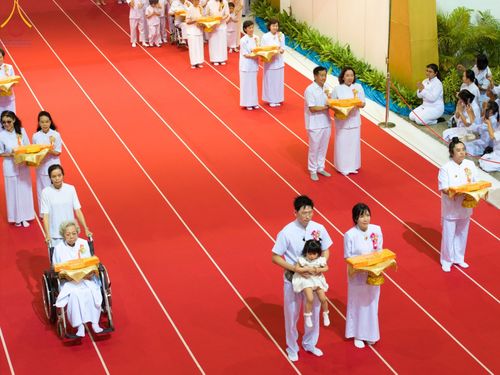 ภาพ No.167680:พิธีทอดกฐิน และ พิธีกรานกฐิน ในวันอาทิตย์ที่ 3 พฤศจิกายน พ.ศ. 2567 ณ วัดพระธรรมกาย จ.ปทุมธานี