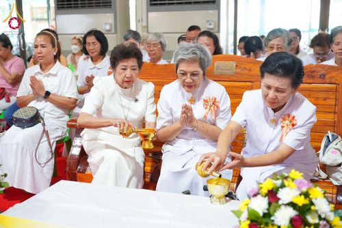 ภาพ No.176897:พิธีทอดกฐิน ณ วัดบางเป้ง จ.ชลบุรี ในโครงการทอดกฐินสามัคคีทั่วไทย 30,000 วัด บูชาธรรม 80 ปี หลวงพ่อธัมมชโย โดยคณะศิษยานุศิษย์วัดพระธรรมกาย วันที่ 29 ตุลาคม พ.ศ. 2567