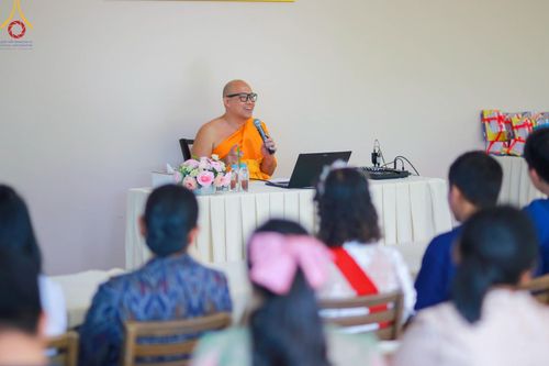 ภาพ No.185035:กิจกรรมวันรวมพลังเด็กดี V-Star ผู้นำฟื้นฟูศีลธรรมโลก จังหวัดระยอง ณ ศูนย์ปฏิบัติธรรมระยอง (บ้านช่องลม) ในวันเสาร์ที่ 14 ธันวาคม พ.ศ. 2567