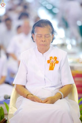 ภาพ No.227847:วันอาทิตย์ที่ 1 มิถุนายน พ.ศ. 2568 พิธีตักบาตร , พิธีบูชาข้าวพระ ณ วัดพระธรรมกาย จ.ปทุมธานี