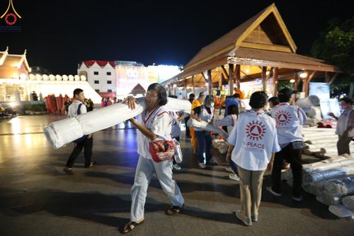 ภาพ No.126748:V.30 เต็มที่ เพื่อโคราช การเตรียมงาน ปฏิบัติงาน และเก็บงาน ของเจ้าหน้าที่หน่วยงานต่างๆ ทุกภาคส่วน เพื่อพิธีทำบุญเมืองนครราชสีมา ฉลอง 556 ปี ตักบาตรพระ 10,000 รูป ในวันเสาร์ที่ 2 มีนาคม พ.ศ.2567 ณ อนุสาวรีย์ท้าวสุรนารี จ.นครราชสีมา จัดโดย คณะสงฆ์จังหวัดนค