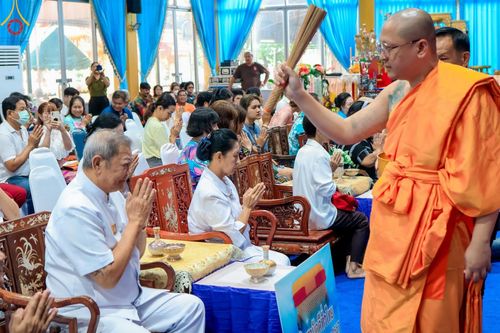 ภาพ No.166870:พิธีทอดกฐิน ณ วัดบัวผัน แขวงท่าข้าม เขตบางขุนเทียน กรุงเทพมหานคร ในโครงการกฐินสามัคคีทั่วไทย 30,000 วัด บูชาธรรม 80 ปี หลวงพ่อธัมมชโย โดยคณะศิษยานุศิษย์วัดพระธรรมกาย วันที่ 20 ตุลาคม พ.ศ. 2567