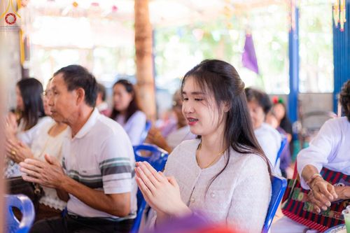 ภาพ No.166086:พิธีทอดกฐิน ณ ที่พักสงฆ์นาเจริญ(คุ้มเกษม) จ.อุบลราชธานี ในโครงการกฐินสามัคคีทั่วไทย 30,000 วัด บูชาธรรม 80 ปี หลวงพ่อธัมมชโย โดยคณะศิษยานุศิษย์วัดพระธรรมกาย วันที่ 20 ตุลาคม พ.ศ. 2567