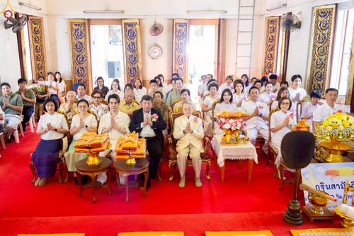 ภาพ No.260442:วันที่ 19 ตุลาคม พ.ศ. 2568 พิธีทอดกฐินสามัคคีทั่วไทย 30,000 วัด โดยคณะศิษยานุศิษย์ บูชาธรรม 81 ปี หลวงพ่อธัมมชโย ณ วัดคณิกาผล ป้อมปราบ กรุงเทพฯ