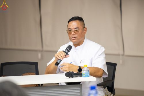 ภาพ No.63401:การสัมมนา World Peace Inner Peace : Lord Buddha 's Social Doctrine to resolve Global Issues ณ อาคาร 100 ปี คุณยายอาจารย์ฯ วัดพระธรรมกาย วันพฤหัสบดี ที่ 25 เมษายน พ.ศ. 2567