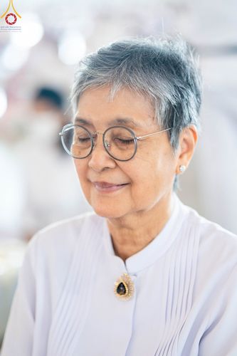 ภาพ No.102371:พิธีถวายอุปกรณ์ทำความสะอาด ณ บ้านแก้วเรือนทองคุณยายอาจารย์ฯ วัดพระธรรมกาย วันเสาร์ที่ 16 ธันวาคม พ.ศ. 2566