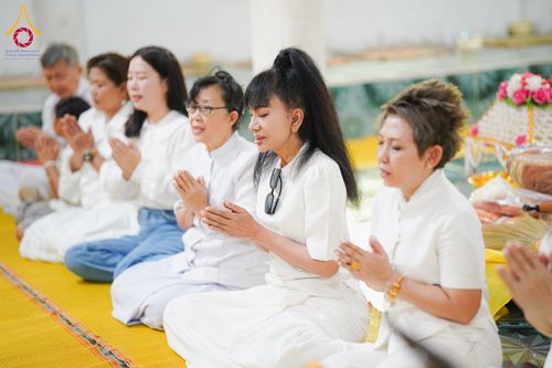 ภาพ No.171079:พิธีทอดกฐิน ณ วัดถ้ำผายา อ.นาด้วง จ.เลย ในโครงการกฐินสามัคคีทั่วไทย 30,000 วัด บูชาธรรม 80 ปี หลวงพ่อธัมมชโย โดยคณะศิษยานุศิษย์วัดพระธรรมกาย วันที่ 27 ตุลาคม พ.ศ. 2567