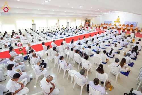 ภาพ No.174772:พิธีทอดกฐินสามัคคี ธรรมอุทยานบ้านแป้ง อำเภอพรหมบุรี จังหวัดสิงห์บุรี ในโครงการกฐินสามัคคีทั่วไทย 30,000 วัด บูชาธรรม 80 ปี หลวงพ่อธัมมชโย โดยคณะศิษยานุศิษย์วัดพระธรรมกาย วันที่ 26 ตุลาคม พ.ศ. 2567