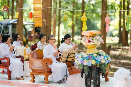 ภาพ No.169526:พิธีทอดกฐิน ณ ศูนย์ปฏิบัติธรรมนานาชาติตะวันพร้าว จ.เชียงใหม่ ในโครงการกฐินสามัคคีทั่วไทย 30,000 วัด บูชาธรรม 80 ปี หลวงพ่อธัมมชโย โดยคณะศิษยานุศิษย์วัดพระธรรมกาย วันที่ 25 ตุลาคม พ.ศ. 2567