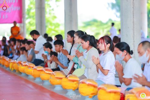 ภาพ No.135640:พิธีขอขมารับผ้าไตร , พิธีบรรพชา ในโครงการบรรพชาสามเณร ฟื้นฟูพระพุทธศาสนาทั่วไทย  ณ ศูนย์ปฏิบัติธรรมสวนผึ้ง จ.ราชบุรี วันที่ 4 เมษายน พ.ศ. 2567