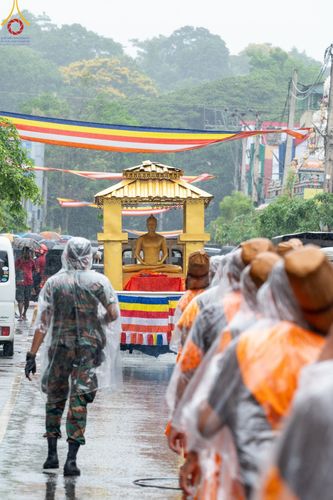 ภาพ No.140911:PhotoStory มหาศรัทธา ธรรมยาตราศรีลังกา EP.5 โครงการสยาม-ลังกา ธรรมยาตรา ฉลองเทศกาลวิสาขบูชาแห่งชาติ ศรีลังกา บูชาธรรม 80 ปีหลวงพ่อธัมมชโย เส้นทางจาก เมืองดัมบูลลา ไปยัง เมืองมาตะเล ตั้งแต่วันที่ 17-20 พฤษภาคม พ.ศ.2567