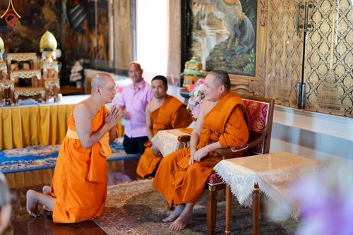 ภาพ No.124042:ผู้รักษาการแทนเจ้าอาวาสวัดมหาจุฬาลงกรณราชูทิศ เมตตาแต่งตั้งให้   “พระมหารณภพ โชติลาโภ” เจ้าอาวาสวัดพระธรรมกายลอนดอน ประเทศอังกฤษ ดำรงตำแหน่งฐานานุกรม ที่ “พระครูวินัยธร” ณ พระอุโบสถกลางน้ำ วัดมหาจุฬาลงกรณราชูทิศ