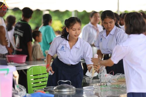 ภาพ No.94651:พิธีทอดกฐินสามัคคี สร้างกุฏิสงฆ์หลังแรก ณ ศูนย์ปฏิบัติธรรมและอบรมเยาวชนเมืองยะลา (ถนนเวฬุวัน ซอยเศรษฐี) วันที่ 15 พฤศจิกายน พ.ศ. 2566