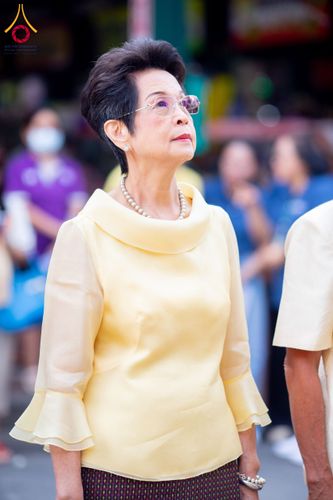 ภาพ No.180266:พิธีทำบุญตักบาตร ข้าวสารอาหารแห้ง แด่คณะสงฆ์ 99 รูป เนื่องในวันพ่อแห่งชาติ ปีที่ 50 ณ ศูนย์การค้าตลาดรังสิต ซ.รังสิต-ปทุมธานี 5 วันที่ 5 ธันวาคม พ.ศ. 2567