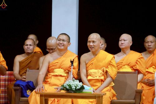 ภาพ No.234191:พิธีมุทิตาสักการะ "พระสิริรัตนเมธี" เจ้าคณะจังหวัดเลย ,พิธีถวายไทยธรรม ๙ วัด และพิธีทอดผ้าป่าเพื่อสร้างทุกสิ่ง  ในวาระทำบุญครบรอบ ๑๐ ปี ณ ศูนย์ปฏิบัติธรรมแก้วภูเรือ อ.ภูเรือ จ.เลย