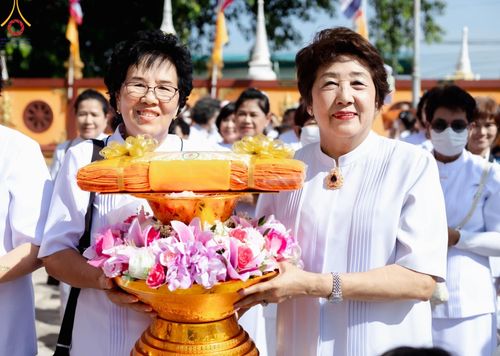 ภาพ No.92921:พิธีทอดกฐินสามัคคีทั่วไทย 5,000 วัด โดยคณะศิษยานุศิษย์วัดพระธรรมกาย  น้อมบูชาธรรม 79 ปี หลวงพ่อธัมมชโย  ณ วัดเตาปูน จ.ชลบุรี วันที่ 8 พฤศจิกายน พ.ศ. 2566
