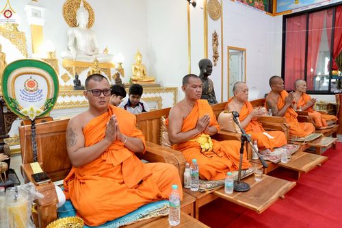 ภาพ No.262014:วันที่ 19 ตุลาคม พ.ศ. 2568 พิธีทอดกฐินสามัคคีทั่วไทย 30,000 วัด โดยคณะศิษยานุศิษย์ บูชาธรรม 81 ปี หลวงพ่อธัมมชโย ณ วัดตะพังทองหลาง ต.เมืองเก่า อ.เมือง จ.สุโขทัย