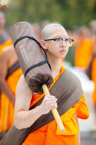 ภาพ No.186902:พระธรรมยาตราปฏิบัติธรรม และถ่ายภาพหมู่ประวัติศาสตร์ ปีที่ 13 ณ ลานทิศตะวันออก มหาวิหารพระมงคลเทพมุนี วัดพระธรรมกาย จ.ปทุมธานี วันเสาร์ที่ 28 ธันวาคม พ.ศ. 2567