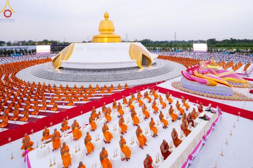 ภาพ No.118161:พิธีจุดประทีปถวายเป็นพุทธบูชา และบูชาธรรมมหาปูชนียาจารย์ พระมงคลเทพมุนี(สด จนฺทสโร) วันที่ 24 มกราคม พ.ศ. 2567 ณ อนุสรณ์สถานบางปลา อ.บางเลน จ.นครปฐม