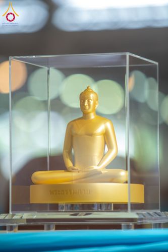 ภาพ No.59925:พิธีเจริญพระพุทธมนต์ "ฉลองอายุวัฒนมงคล 80 ปี หลวงพ่อธัมมชโย" พิธีถวายไทยธรรม คณะสงฆ์ 10,000 กว่าวัดทั่วประเทศ ในวันคุ้มครองโลก วันจันทร์ที่ 22 เมษายน พ.ศ. 2567 ณ สภาธรรมกายสากล วัดพระธรรมกาย จ.ปทุมธานี