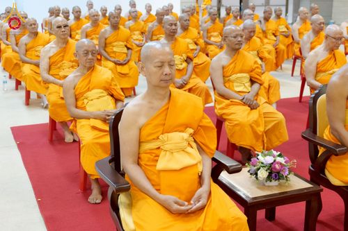 ภาพ No.259806:วันอาทิตย์ที่ 5 ตุลาคม พ.ศ. 2568 สัมมนาพิเศษ "จากกฐินวัดพระธรรมกาย สู่กฐินทั่วไทย 30,000 วัด" ณ สภาธรรมกายสากล วัดพระธรรมกาย