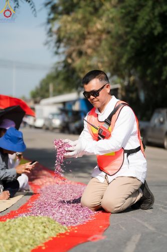 ภาพ No.111584:V.10 เก่งกล้า การเตรียมงาน เก็บงาน การรับบุญของเจ้าหน้าที่หน่วยงานต่างๆ เพื่อโครงการธรรมยาตรา กตัญญูบูชามหาปูชนียาจารย์ พระมงคลเทพมุนี (สด จนฺทสโร) พระผู้ปราบมาร อนุสรณ์สถาน 7 แห่ง ปีที่ 12 ระหว่างวันที่ 2 - 31 มกราคม พ.ศ.2567