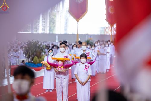 ภาพ No.99766:พิธีทอดผ้าป่า ต้นสมบัติจักรพรรดิ ในวันอาทิตย์ที่ 3 ธันวาคม พ.ศ. 2566 ณ สภาธรรมกายสากล วัดพระธรรมกาย จ.ปทุมธานี