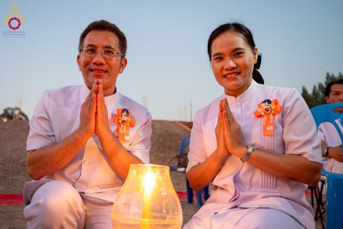 ภาพ No.275255:วันอาทิตย์ที่ 30 พฤศจิกายน พ.ศ. 2568 พิธีจุดประทีปถวายเป็นพุทธบูชา ณ ศูนย์ปฏิบัติธรรมระยอง (บ้านช่องลม)