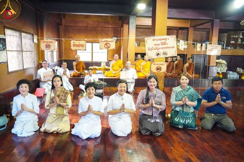 ภาพ No.98209:พิธีทอดกฐินสมทบวัดกัลยาณมิตร วัดป่าพระทัมเทพวง สปป.ลาว หลวงปู่สุวันคำ จันทสาโร วันที่ 23 พฤศจิกายน พ.ศ. 2566