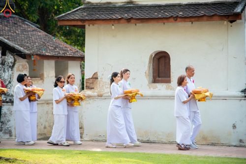 ภาพ No.203356:พิธีทอดผ้าป่าทำนุบำรุงศาสนสถาน ณ วัดปรางค์หลวง ตำบลบางม่วง อำเภอบางใหญ่ จังหวัดนนทบุรี ในโครงการธรรมยาตรา กตัญญูบูชา มหาปูชนียาจารย์ พระมงคลเทพมุนี(สด จนฺทสโร) พระผู้ปราบมาร อนุสรณ์สถาน 7 แห่ง ปีที่ 13 วันที่ 29 มกราคม พ.ศ. 2568