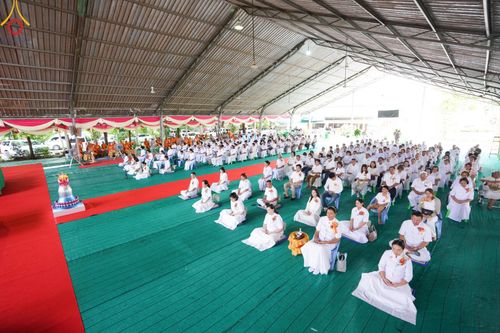ภาพ No.152348:พิธีถวายมหาสังฆทานแด่พระภิกษุสงฆ์จำนวน 400 รูป ปีที่ 20 ณ ศูนย์อบรมเยาวชนผาสุกวนิช จ.ราชบุรี วันเสาร์ที่ 31 สิงหาคม พ.ศ. 2567