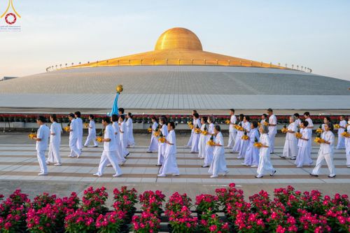 ภาพ No.180516:พิธีบรรพชาอุปสมบท โครงการอุปสมบทบูชาธรรมมหาปูชนียาจารย์ ประจำปีพุทธศักราช 2567 วันเสาร์ที่ 7 ธันวาคมพ.ศ. 2567 ณ วัดพระธรรมกาย จ.ปทุมธานี