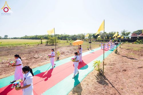 ภาพ No.175451:พิธีทอดกฐินสามัคคี ณ ศูนย์ปฏิบัติธรรมแก้วมงคลสกลนคร(หนองหาร) ต.ท่าแร่ อำเภอเมือง จังหวัดสกลนคร วันที่ 15 พฤศจิกายน พ.ศ. 2567