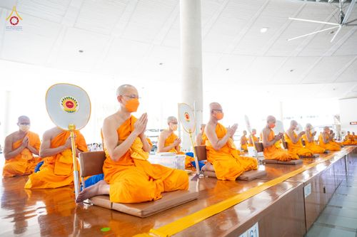 ภาพ No.90552:พิธีบุพเปตพลี  ครั้งที่ 141 ร่วมอุทิศบุญแด่หมู่ญาติที่ล่วงลับไปแล้ว และสืบทอดอายุพระพุทธศาสนา วันพฤหัสบดีที่ 14 ตุลาคม พ.ศ.2566 วันพระแรม 15 ค่ำ เดือน 10 ณ หอฉันคุณยายอาจารย์ฯ วัดพระธรรมกาย