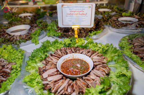 ภาพ No.295881:วันที่ 17 มกราคม พ.ศ. 2569 พิธีถวายภัตตาหารเป็นสังฆทาน แด่พระธรรมยาตรา ณ วัดโบสถ์บน ต.บางคูเวียง จ.นนทบุรี อนุสรณ์สถานลำดับที่ 4 สถานที่เกิดด้วยกายธรรม ในโครงการธรรมยาตรา กตัญญูบูชา มหาปูชนียาจารย์ พระมงคลเทพมุนี(สด จนฺทสโร) พระผู้ปราบมาร อนุสรณ์สถาน 7 แ