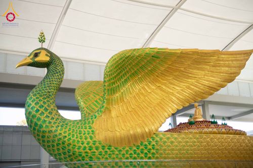 ภาพ No.310088:วันที่ 7 กุมภาพันธ์ พ.ศ. 2569 พิธีถวายภัตตาหารเมนูสวรรค์ เพื่อการบรรลุธรรม ณ หอฉันคุณยายอาจารย์ฯ วัดพระธรรมกาย