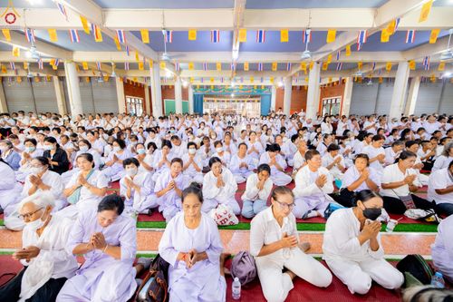 ภาพ No.301247:วันที่ 22 มกราคม พ.ศ. 2569 พิธีทอดผ้าป่าทำนุบำรุงศาสนสถาน ณ วัดใหม่พิบูลย์ผล อ.สองพี่น้อง จ.สุพรรณบุรี ในโครงการธรรมยาตรา กตัญญูบูชา มหาปูชนียาจารย์ พระมงคลเทพมุนี(สด จนฺทสโร) พระผู้ปราบมาร อนุสรณ์สถาน 7 แห่ง ปีที่ 14