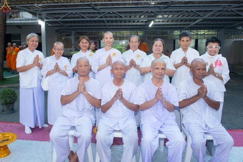 ภาพ No.319843:วันอาทิตย์ที่ 5 เมษายน พ.ศ.2569 พิธีตัดปอยผม และปลงผมนาคธรรมทายาท โครงการบรรพชาและอุปสมบทหมู่ รุ่นบูชาธรรม 82 ปี หลวงพ่อธัมมชโย